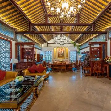 Aiheli Hotel