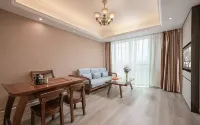 Vienna Hotel (Nanchang Bayi Square) Hotels near Bayi Square