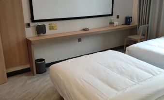 Mengcheng Blue Moon Intelligent Hotel