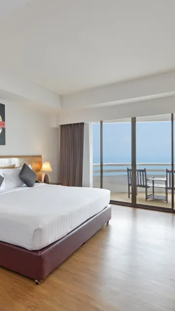 ห้องเอ็กเซ็กคูทีฟสวีทพร้อมวิวทะเล