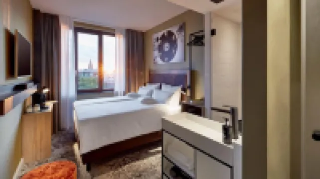 Me and All Hotel Hanover, by Hyatt