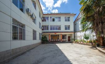 Lijiang Fuxinyuan Hotel
