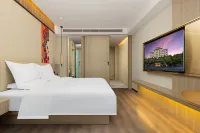 Baiya Yueting wisdom Hotel (Bozhou railway station store)
