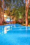 Zhuji Xishi's Hometown Grand House Hotel