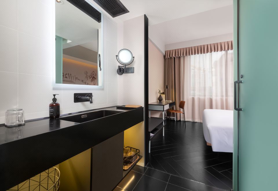 세탁 시설 및 로봇