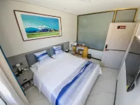 Cloud Hotel