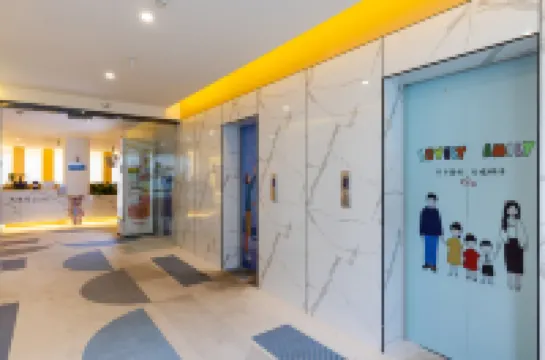 Mamitu E-sports Hotel (Lanzhou Zhongchuan Airport)