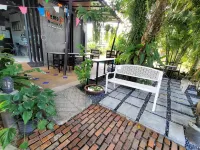 Nemo 2 Resort Hotels in Nopparat Thara