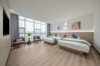 Qujing Jinjiang Bo'an Hotel