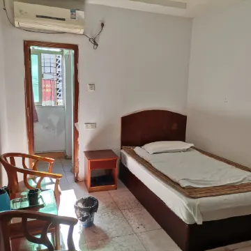 Mingxi Golden Eagle Hotel