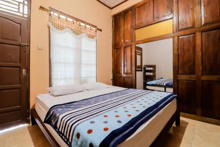 Nurudin House Отели в г. Magelang Regency