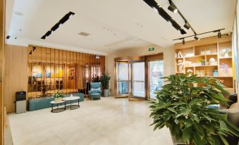 GreenTree Inn Qinyang Huaifu Middle Road Jianshe South Road