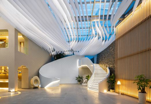 위서 윤산 디자이너 온천 호텔 온천