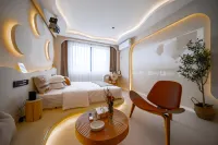 Lingmeisu (Kaili College Branch) Hotels in Kailinan Railway Station/Kaili University