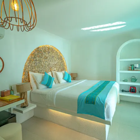 Loccal Collection Hotel Komodo