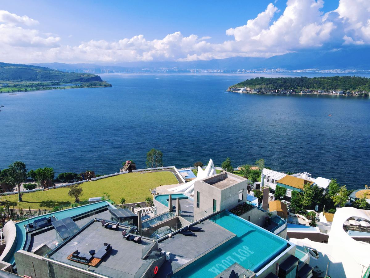 DALI JOY LUCK QINGSHI  HILLSIDE LAKEVIEW RESORT HOTEL Hotels in Dali City