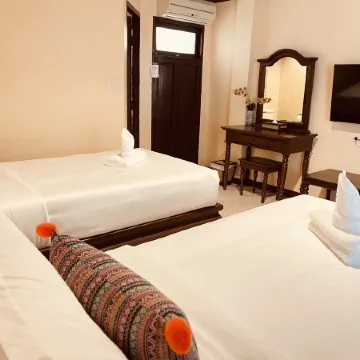 Na Thapae Chiangmai Hotel Отели рядом с достопримечательностью «Ворота Тхапе»
