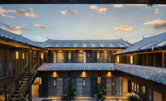 ‌Cafe Coco · Forever With You‌ ‌Hot Spring Boutique Inn (Old Town Waterwheel)