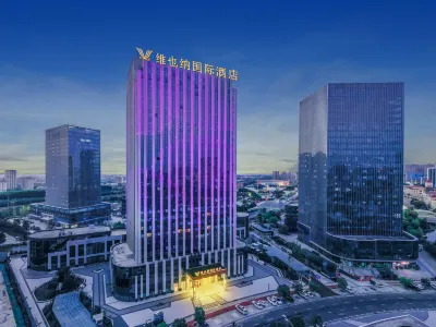 Vienna International Hotel (Luohe West Railway Station) Hotel di Distrik Huiyuan
