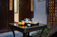April Day·Huiman Homestay (Huangshan Tunxi Old Street Scenic Area)