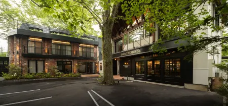 LONGINGHOUSE Kyukaruizawa Suwanomori Отели рядом с достопримечательностью «旧軽井沢森ノ美術館»