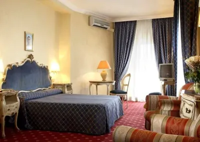 Hotel Eliseo Các khách sạn gần Biệt thự Borghese