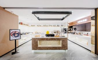 Homeinn Plus Hotel (Wenhainan Road Subway Station Hangzhou)