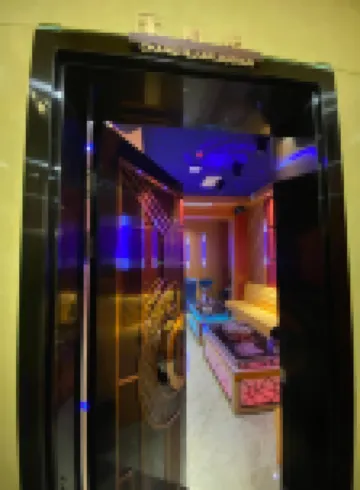 CHANGHE HOLIDAY INN