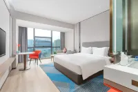 Holiday Inn Express Bazhong Center Hotels in der Nähe von Zhaotaishan Cemetery