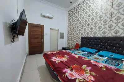 Hotel Mulia Tiza Hotels near House of Representatives Building of Binjai City