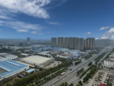 Xinxili International Hotel (Yulin Wanda Garden Expo Park Branch)