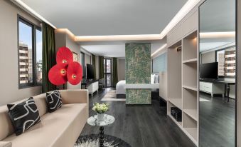 Jinglai Hotel · Bushe (Shanghai Nanjing West Road Subway Station Branch)