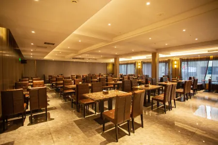 Four Seasons Apple Hotel (Beijing Wanda Plaza) Отели рядом с достопримечательностью «Hong Kong Garden»