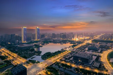 Mehood Hotel Fuyang Shuangqingwan Water Street Отели рядом с достопримечательностью «Fuyang Technology Vocational School»