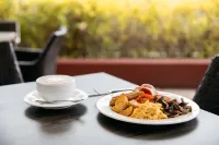 Mercure Sydney Parramatta - Breakfast