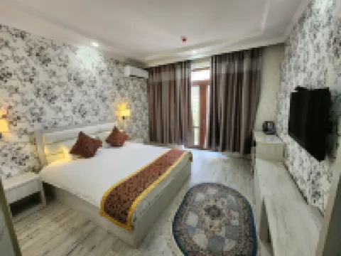 Summer Hotel