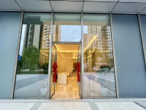 Zhuhai Jiayue Hotel (Gongbei Port Zhuhai Station Store)