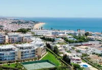 BnB Homes Ocean View Apartment with Comfortable Terrace, 2 Swimming Pools & Tennis Court