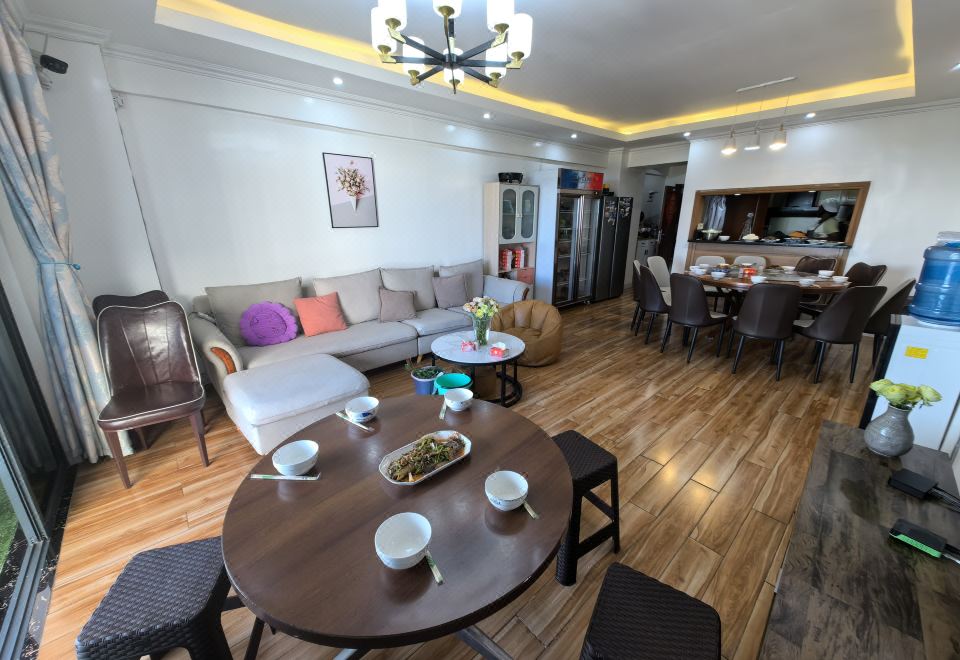 [Nairobi Xiaomi Homestay의 현대적인 주방 이미지]