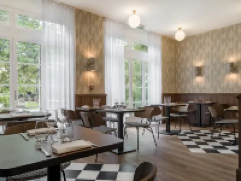 Hôtel de la Poste Hotels in Beaune