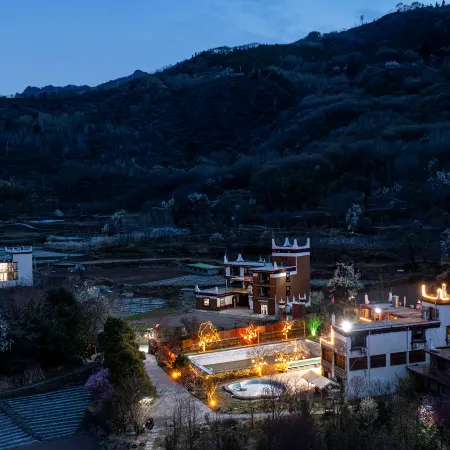 Jiarong Qingcheng Homestay (Danba Xiaobawangcun)