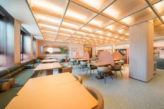 Orange Hotel (Xingcheng City Government)