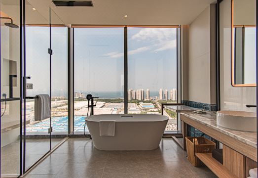 옌타이 포 포인츠 호텔