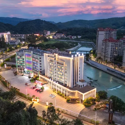 Friendly Hotel (Shaoguan Nanhua Temple) Hotel dekat Nanhua Temple