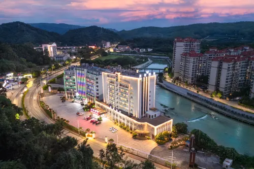 Friendly Hotel (Shaoguan Nanhua Temple) - 4-Star
