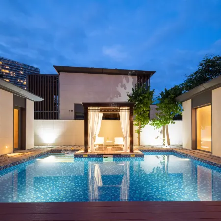 Sanya Kuanheju Holiday Villa Hotel (Sanya International Duty-Free Shopping Mall Branch)