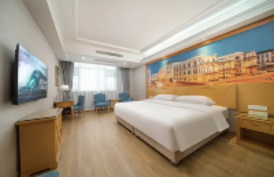 Vienna Hotel  Shenzhen Tianbao Road Yingrenshi Metro Station Branch Hotels in Shiyan
