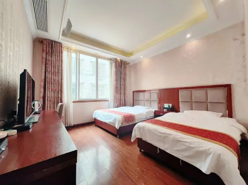 Pujiang Green Hotel