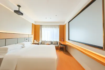 M+ Art Hotel Các khách sạn gần Ga Trường Xuân Nam