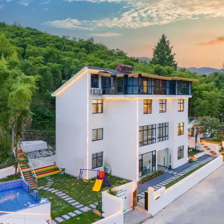 Anji Yunqian Homestay